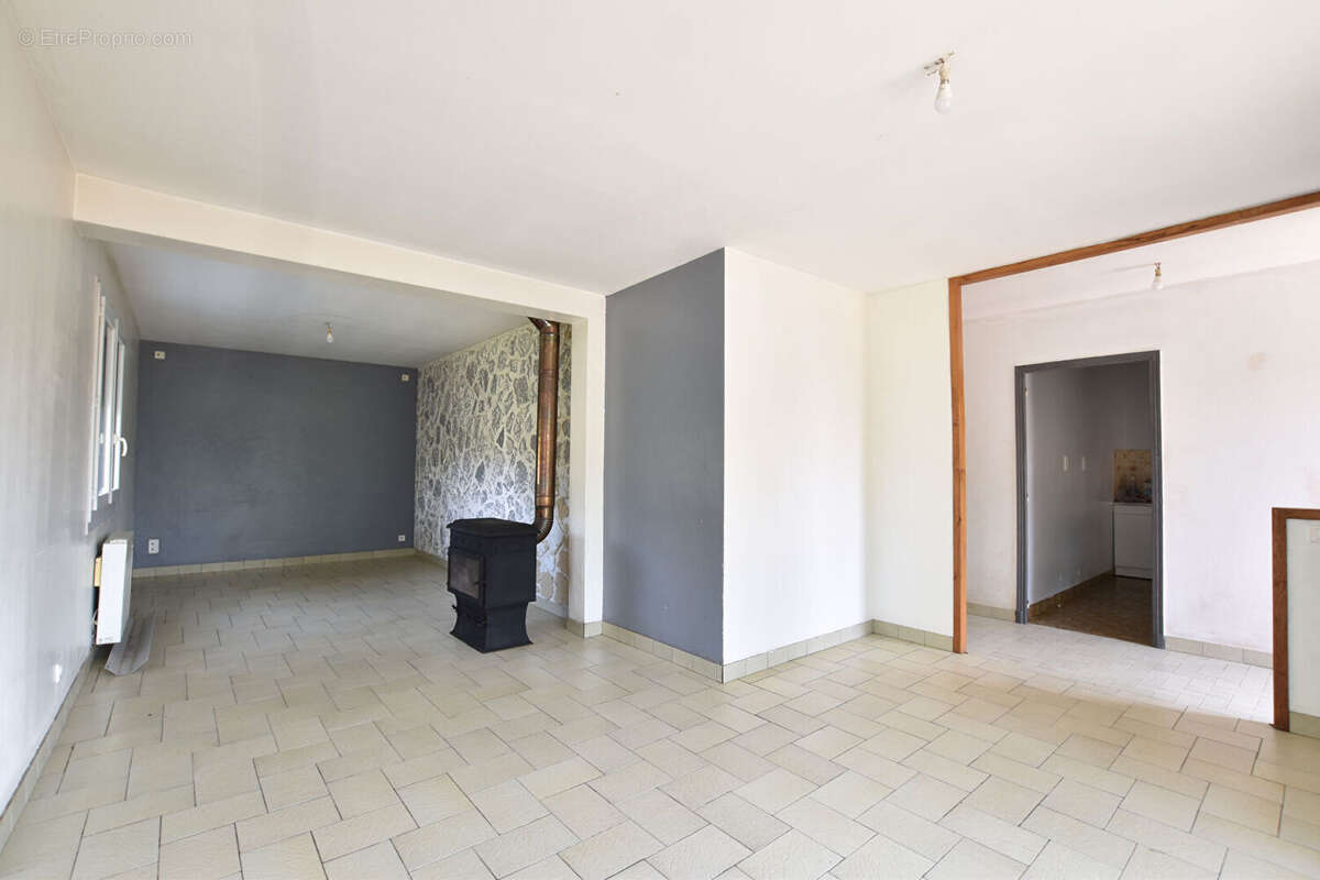 Maison aux portes de lapalisse : - photo 2