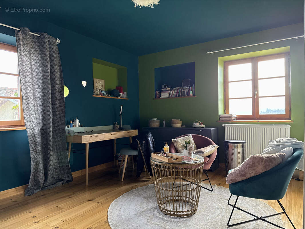 Maison à SAINT-JULIEN-D'ODDES