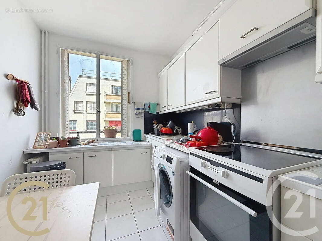 Appartement à PARIS-20E