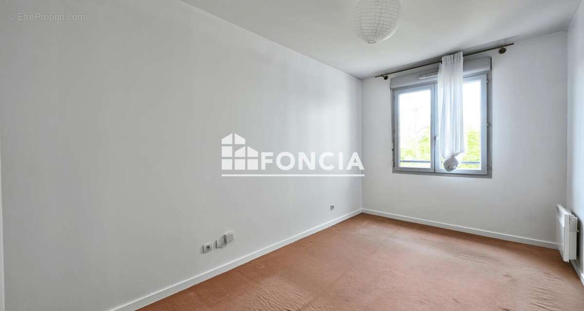 Appartement à SAINT-OUEN-L'AUMONE