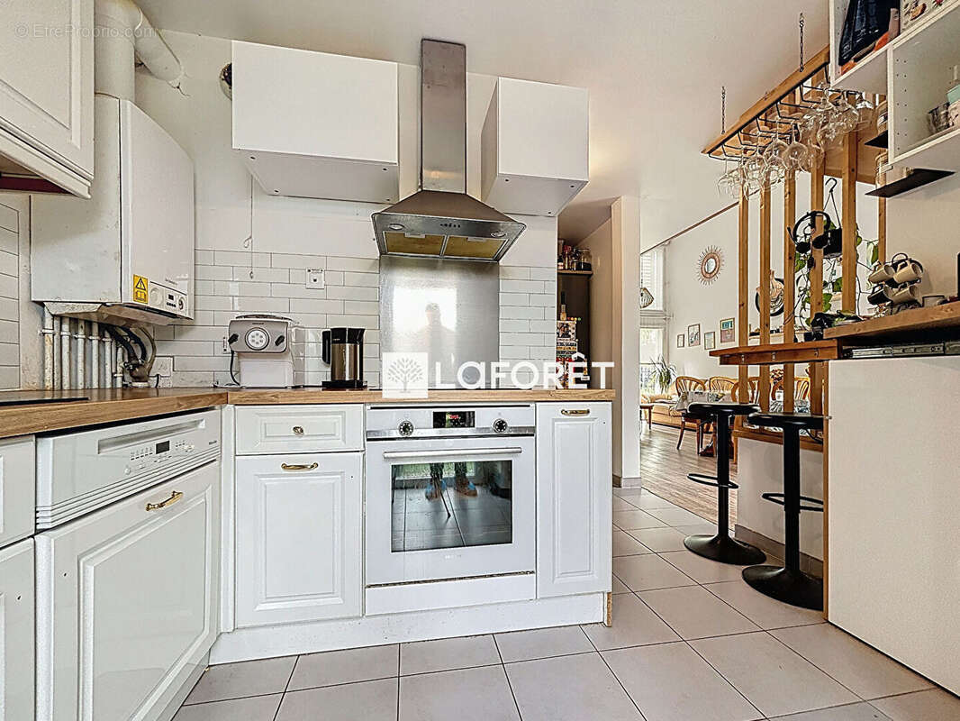 Maison à MOISSY-CRAMAYEL