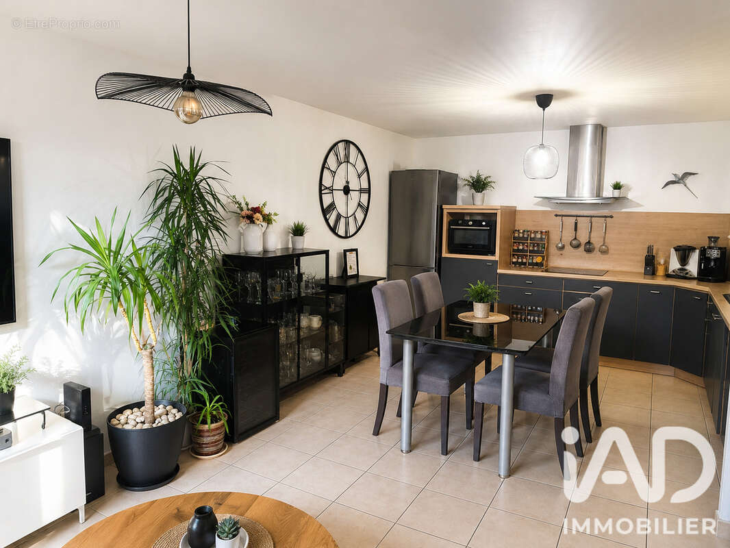Appartement 69 m² à Chamagnieu  - photo 4