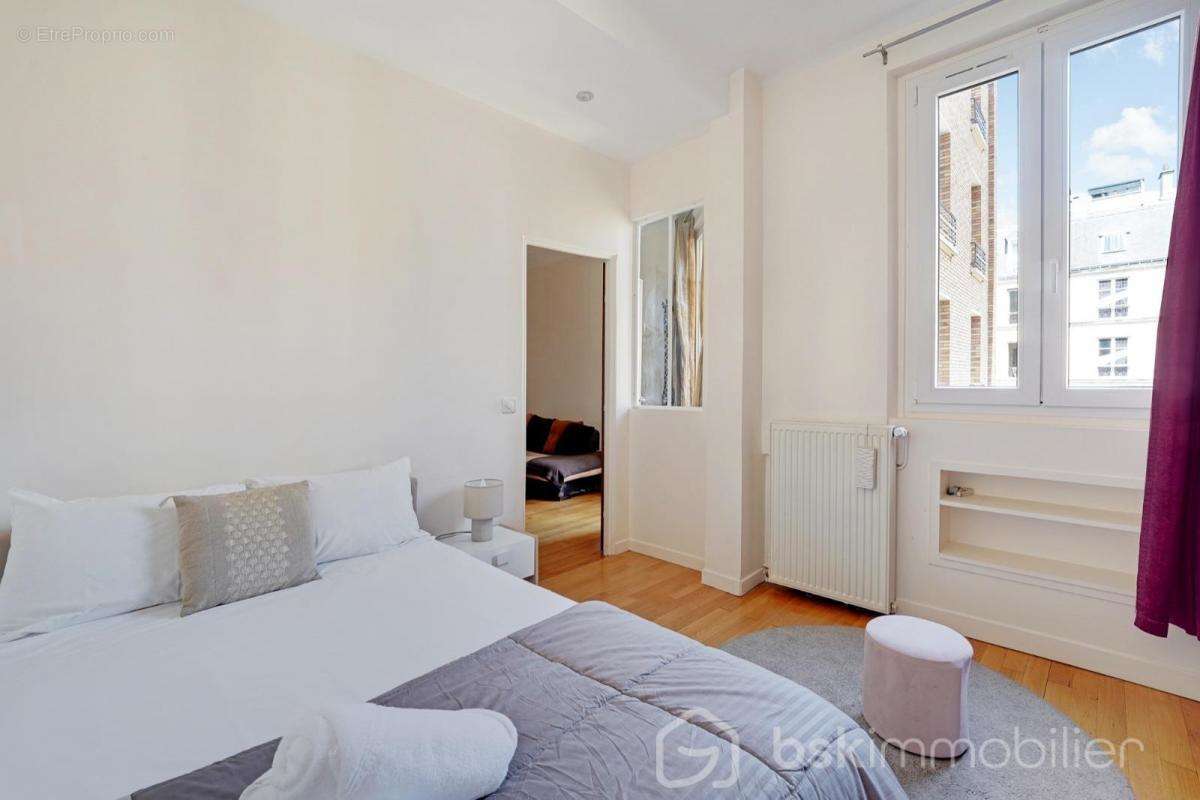 Appartement à NEUILLY-SUR-SEINE