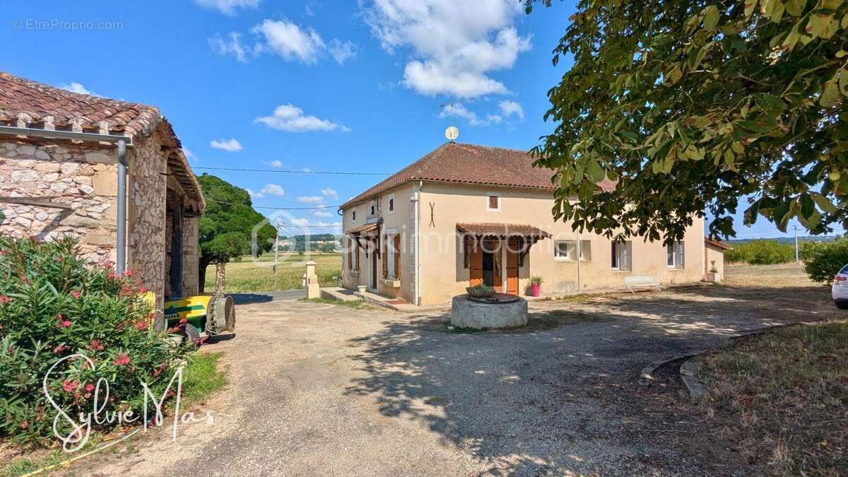Maison à SAINT-GEORGES