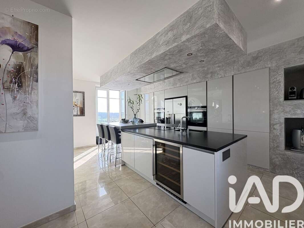 Maison 240 m² à Pange  - photo 7
