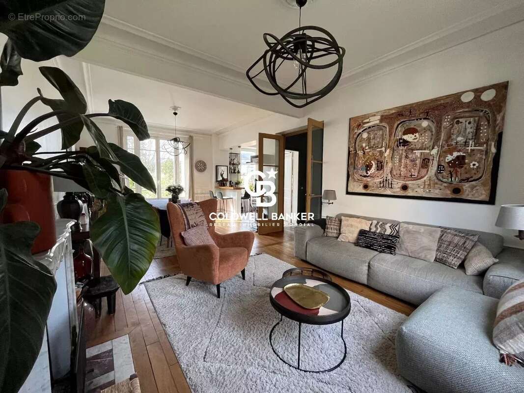 Maison à LE VESINET