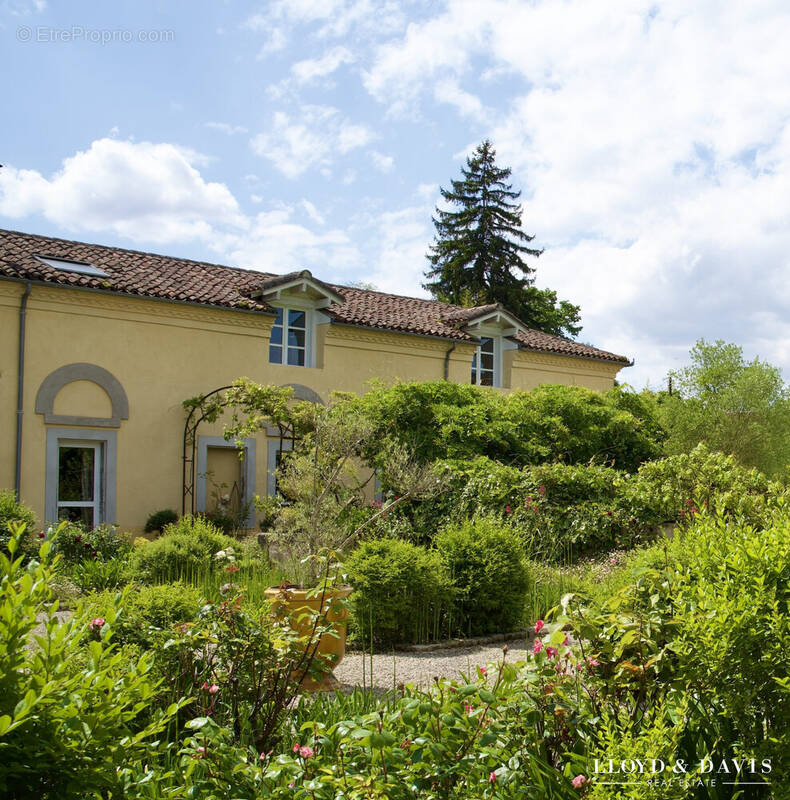 Maison à SAINT-SEVER