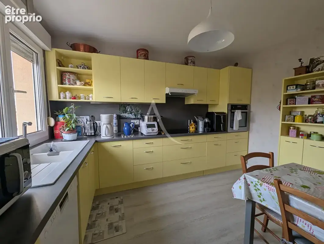 Appartement Bourg En Bresse 5 pièce(s) - photo 3