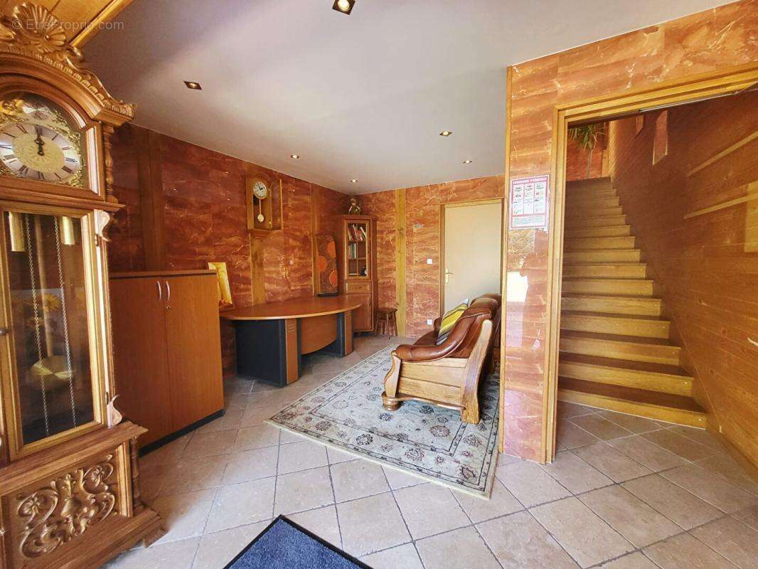 Opportunité Exceptionnelle : Ensemble Immobilier de Charme Entre Paris et Orléans. Idéal Investissement Locatif ! - photo 3