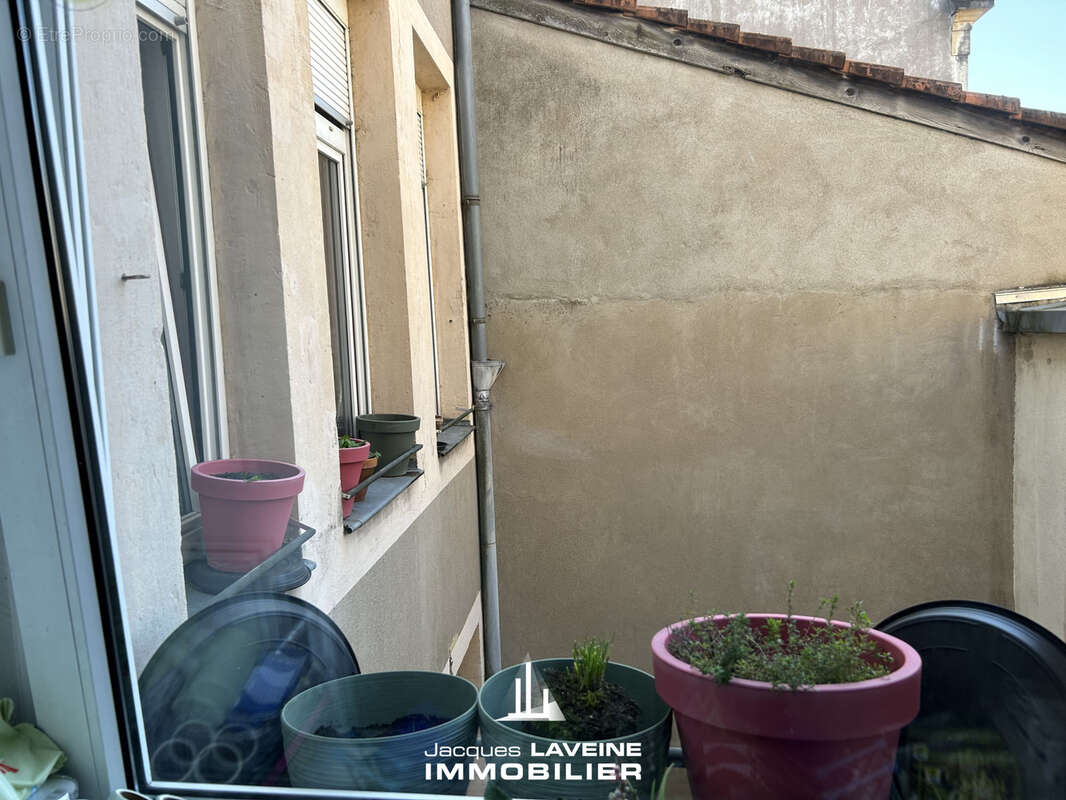 Metz-les-iles immeuble de rapport 15 pieces - photo 11