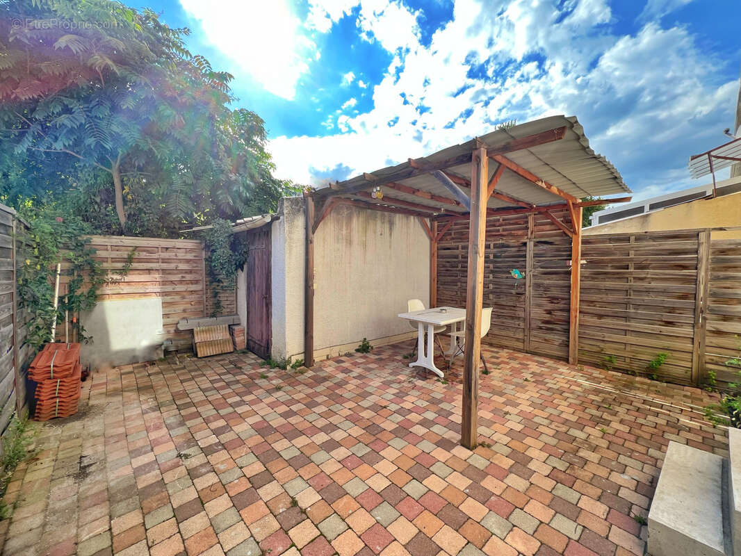 Maison à SAINT-PRIEST