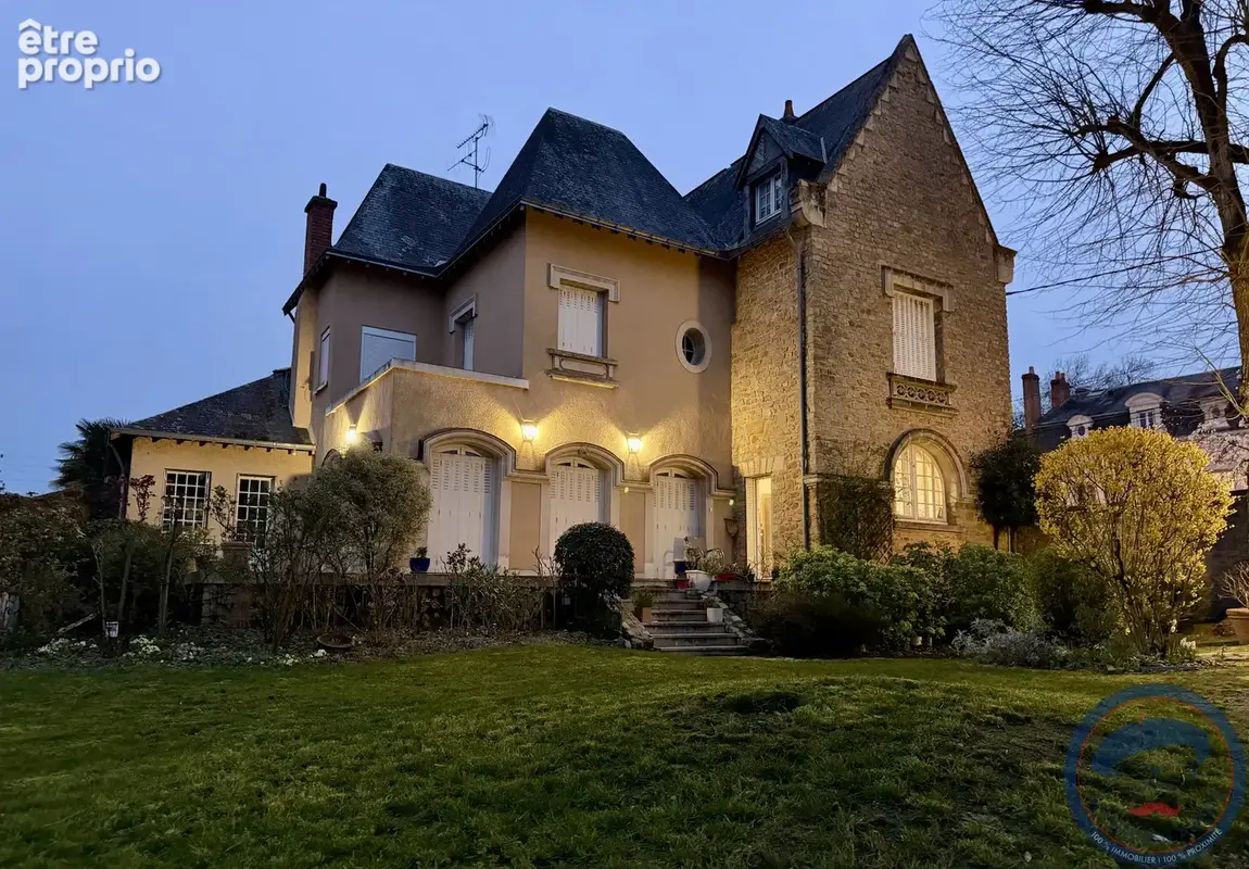 Maison de caractère   Hyper centre La Flèche   Propriété rare au cœur d’une ville d’histoire - photo 17