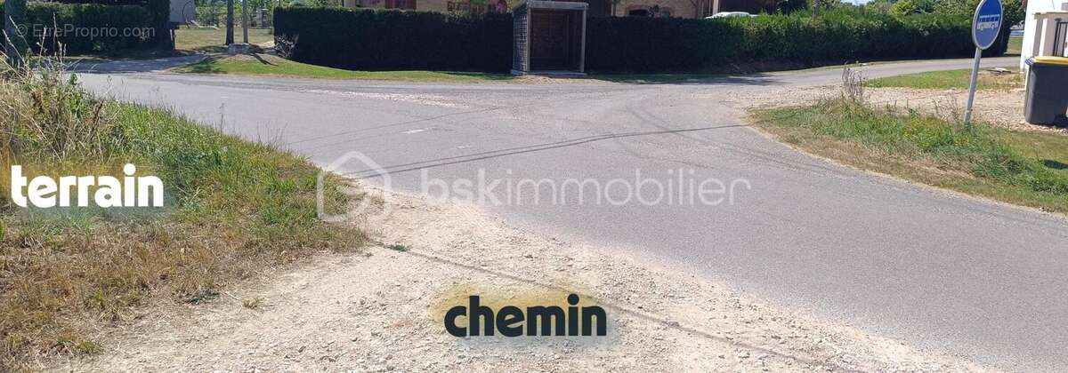 Terrain à FLACEY-EN-BRESSE