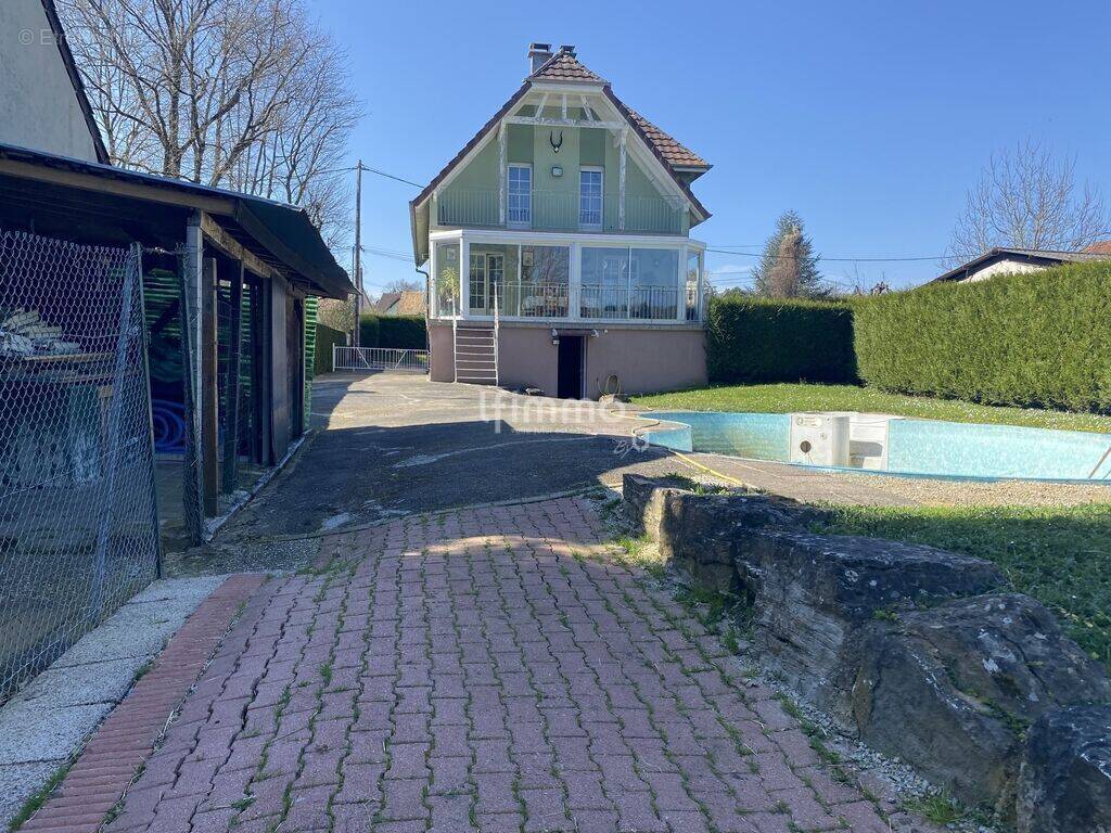 Maison à HINDLINGEN