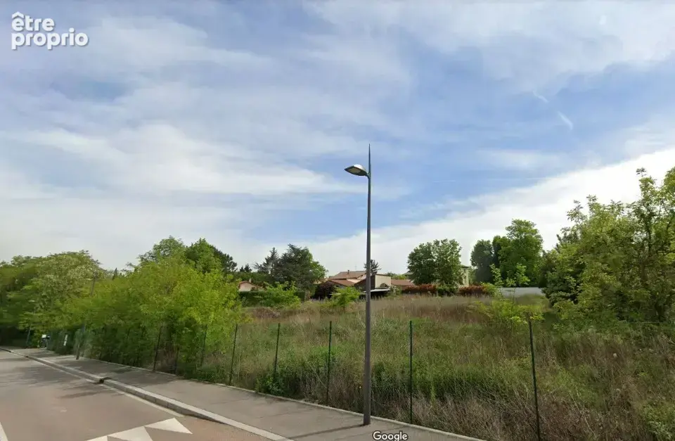 Photo Terrain à Solaize au prix de 199 900€