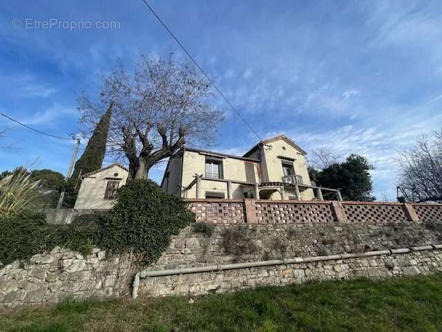 Maison à DRAGUIGNAN