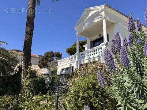 Maison 230 m² à Bandol  - photo 3