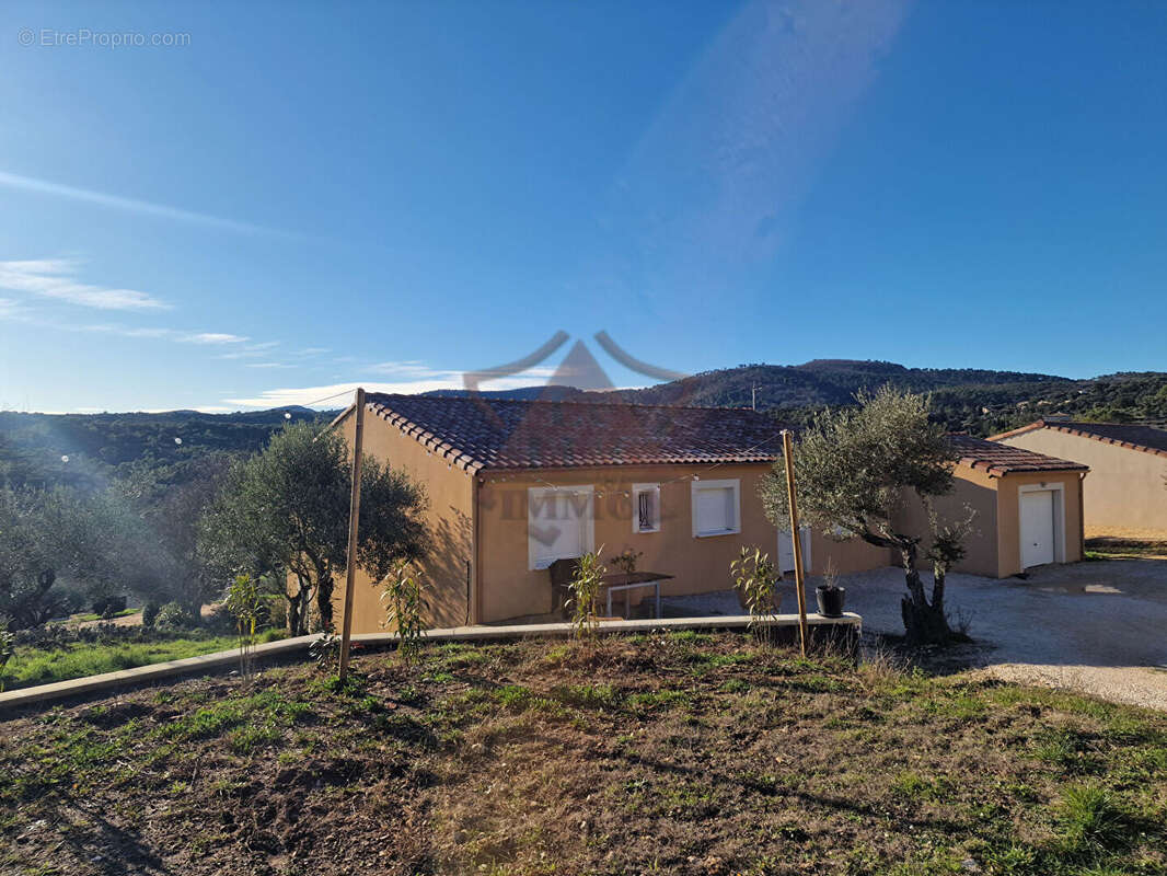 Maison à LES MAGES