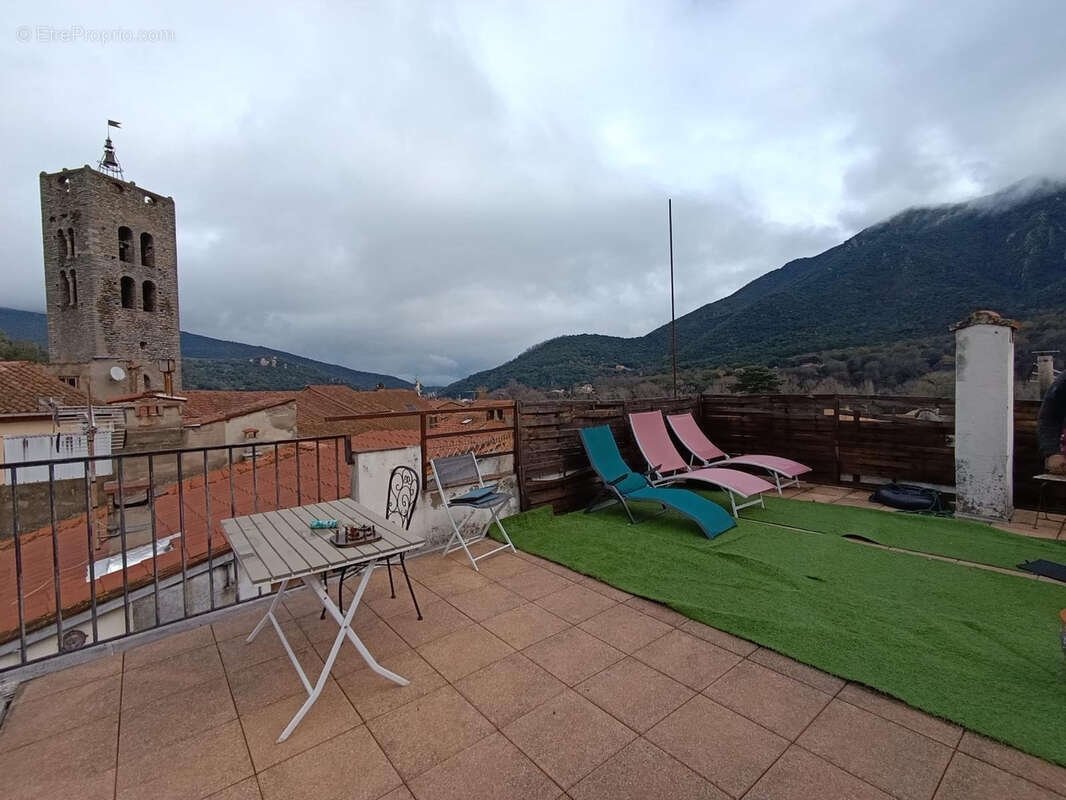 Appartement à ARLES-SUR-TECH