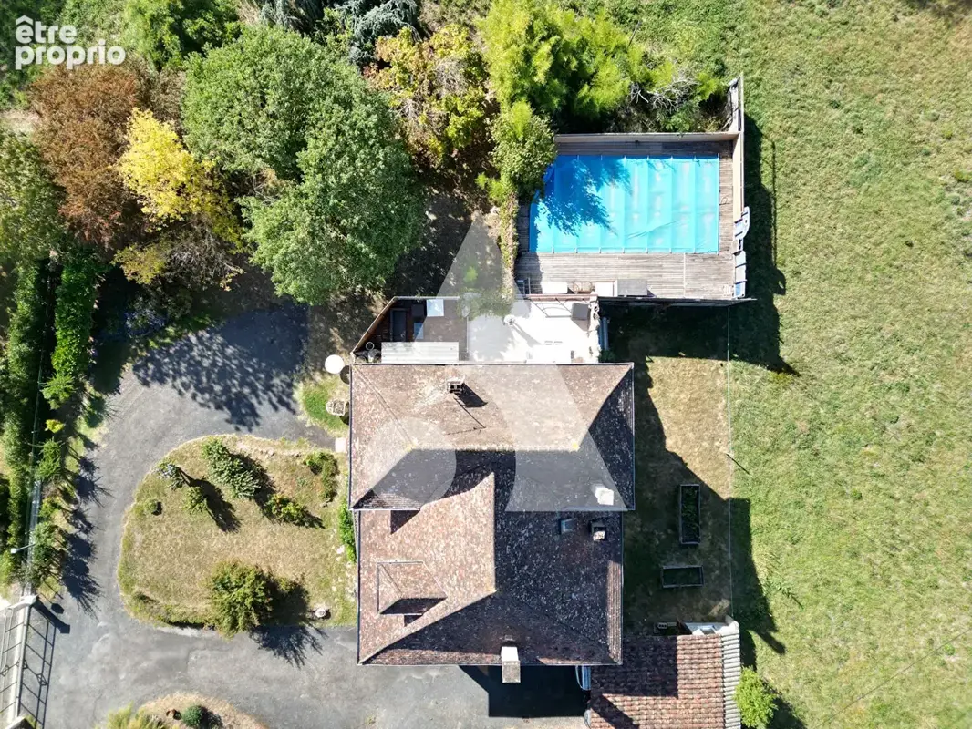 Maison Bretenoux 192m² avec appartement, 8 pièces, 4 chambres, piscine. - photo 9