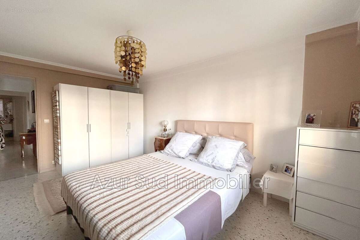 Appartement 55 m² à Antibes  - photo 6