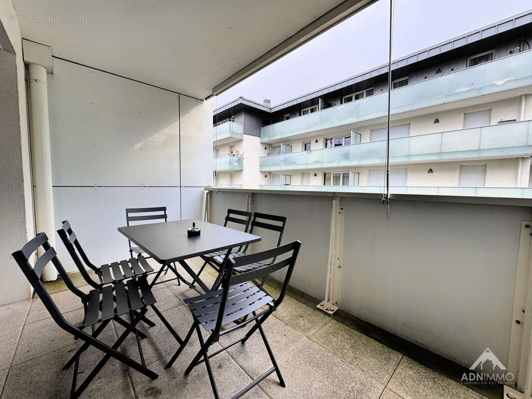 Appartement à SAINT-GENIS-POUILLY
