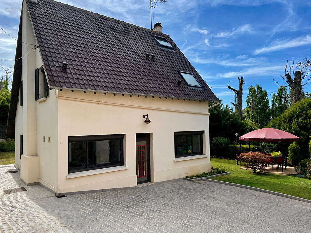 Maison à MONTMORENCY