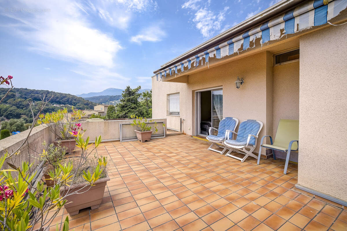 Maison à LA COLLE-SUR-LOUP