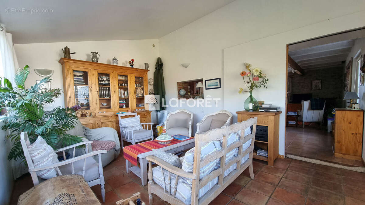 Maison à SAINT-CHRISTOL-LES-ALES