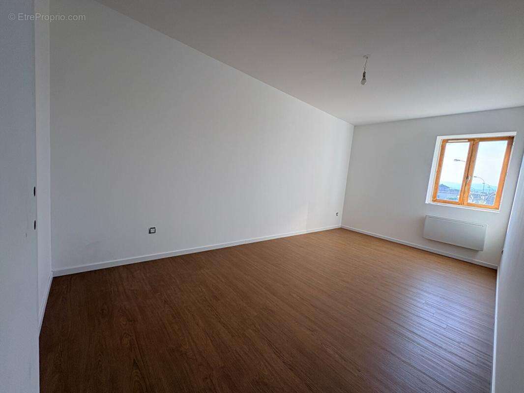 Maison à SAINT-DIDIER-SUR-CHALARONNE