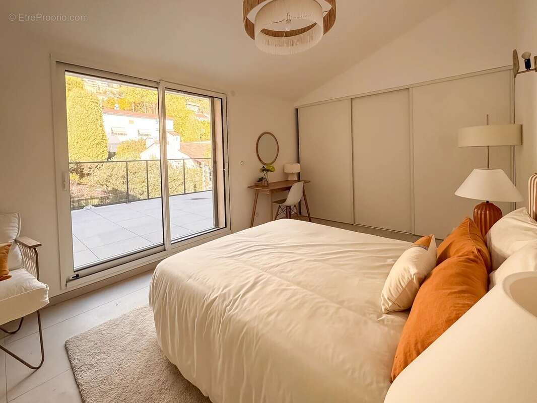 Appartement à CAP-D'AIL