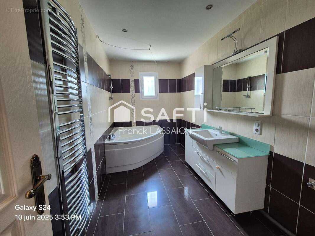 Photo 9 - Maison à AMBERT