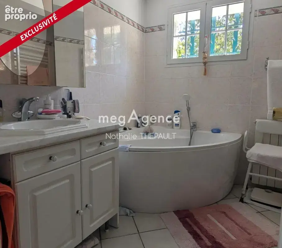 GUERNES (78520) – Élégante propriété familiale de 230 m² - photo 7