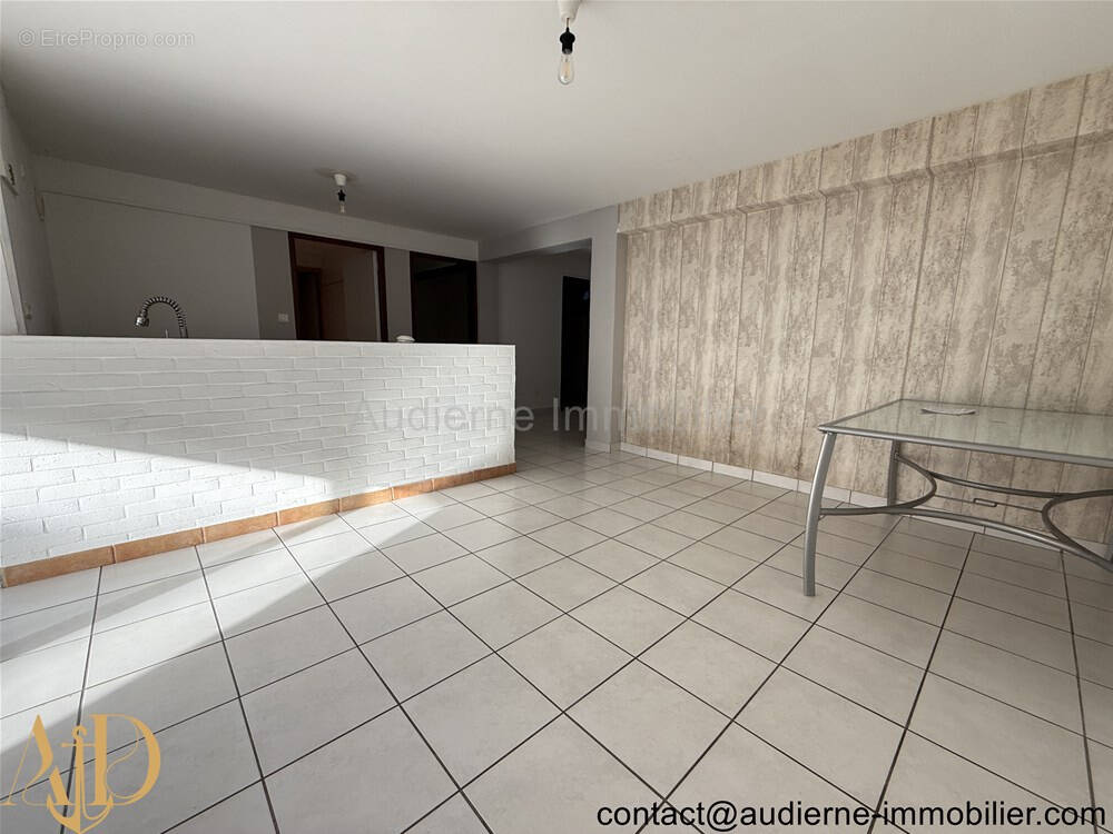 Appartement à AUDIERNE