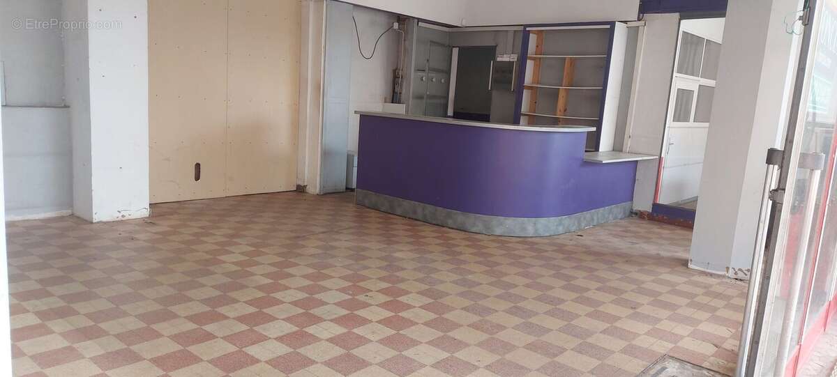 Commerce 750 m² à Corcieux  - photo 2