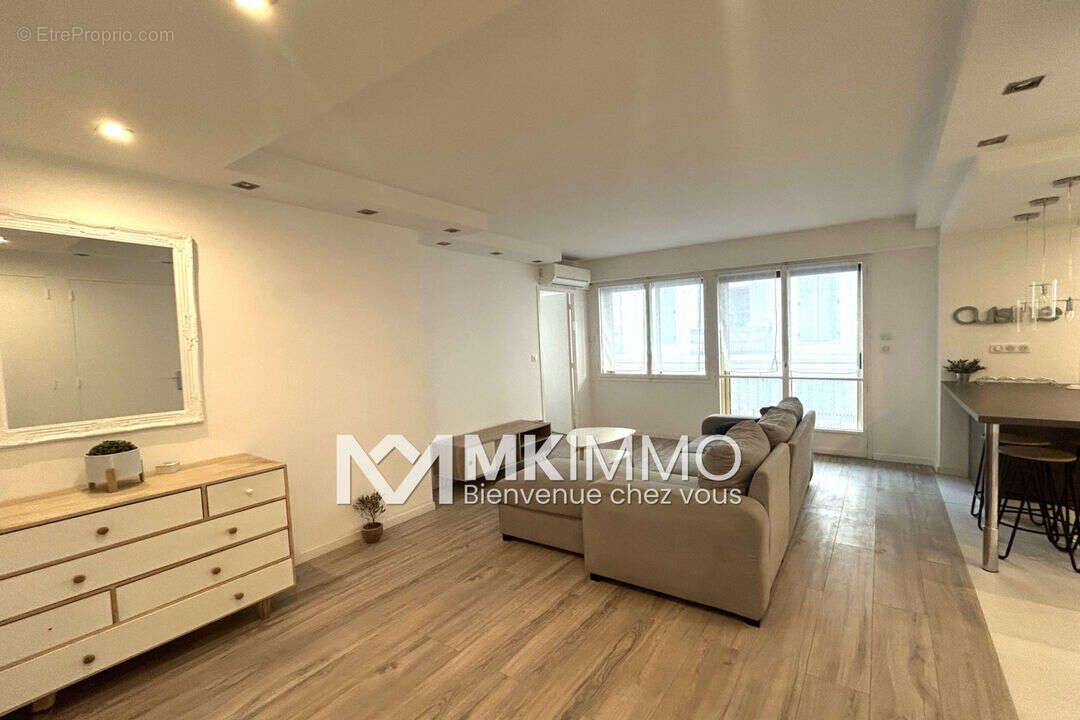 Appartement à CANNES