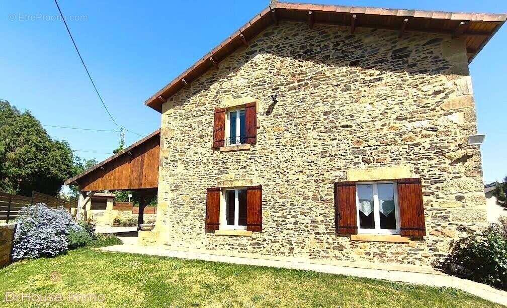 Maison à NANTHEUIL
