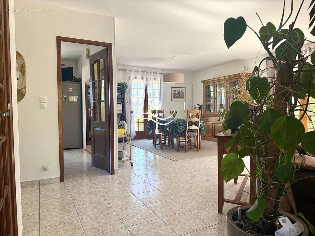 Maison 125 m² à Ranville  - photo 4