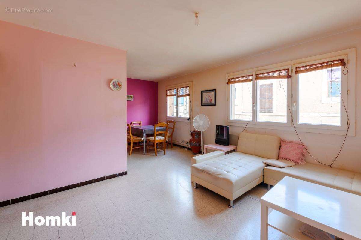 Appartement 3 pièces  de 67 m²  avec balcon à Nîmes, Rue Cordier - photo 3