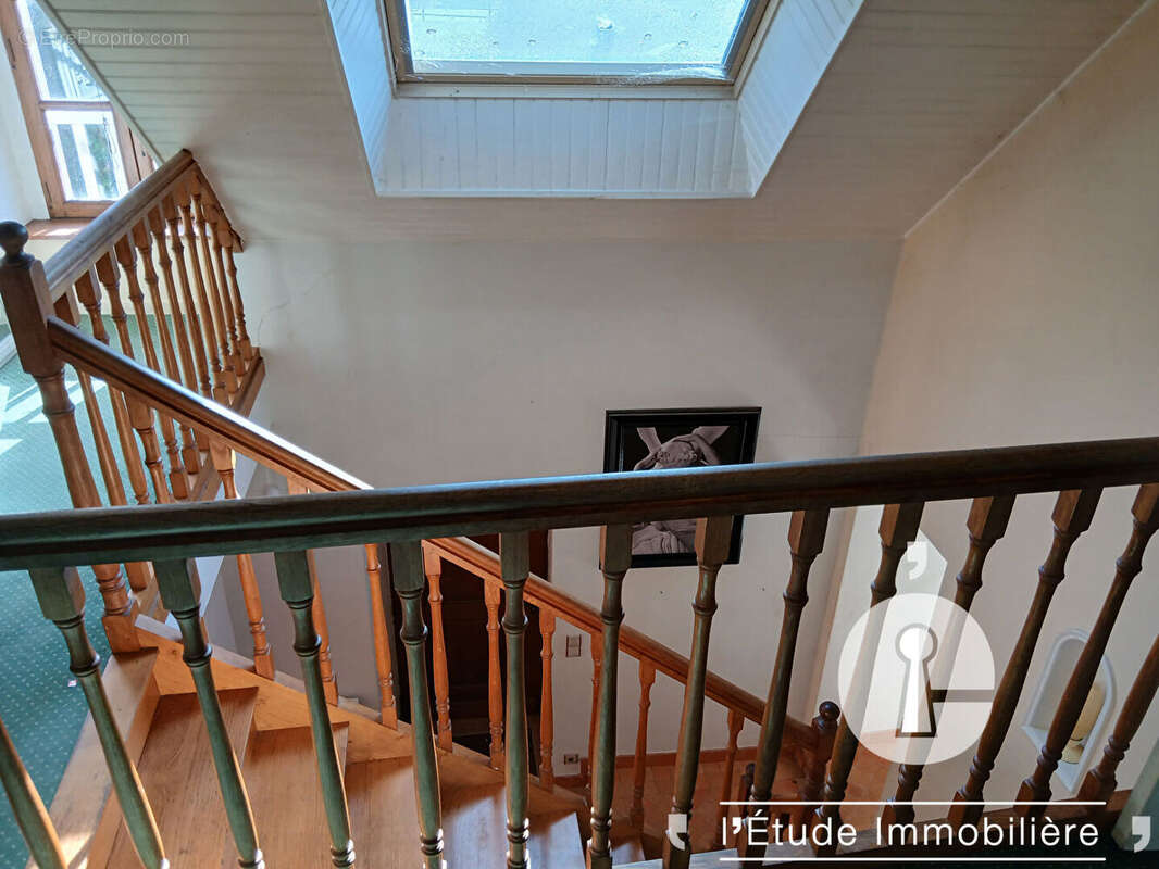 Maison à MESLAY-DU-MAINE