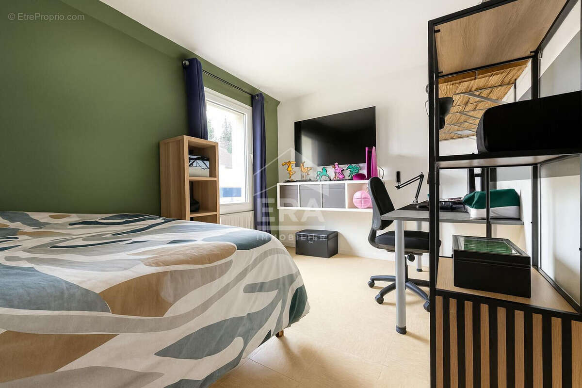 Maison à SAINT-PIERRE-LES-NEMOURS