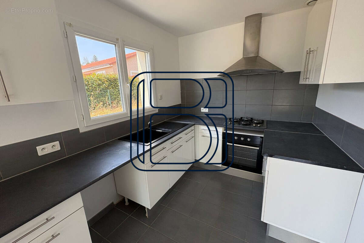 Maison 107 m² à Marat  - photo 3