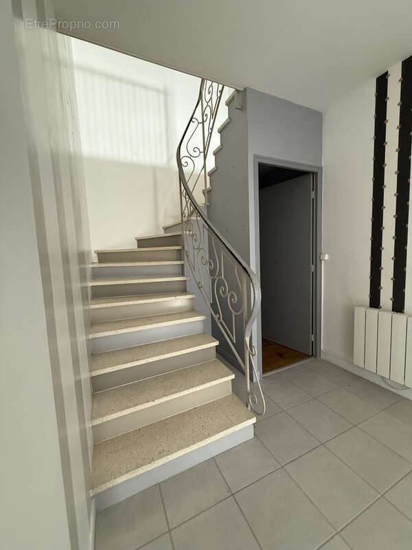 Maison à CHENAC-SAINT-SEURIN-D'UZET