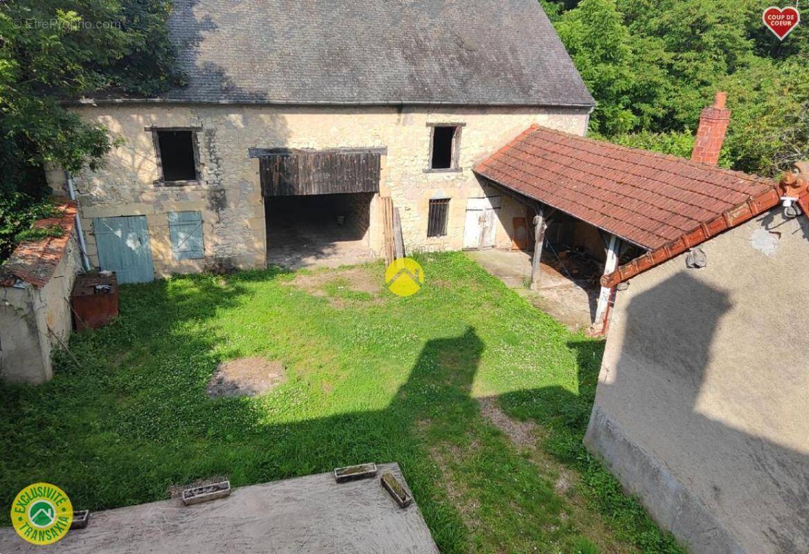 Maison à JOUET-SUR-L&#039;AUBOIS
