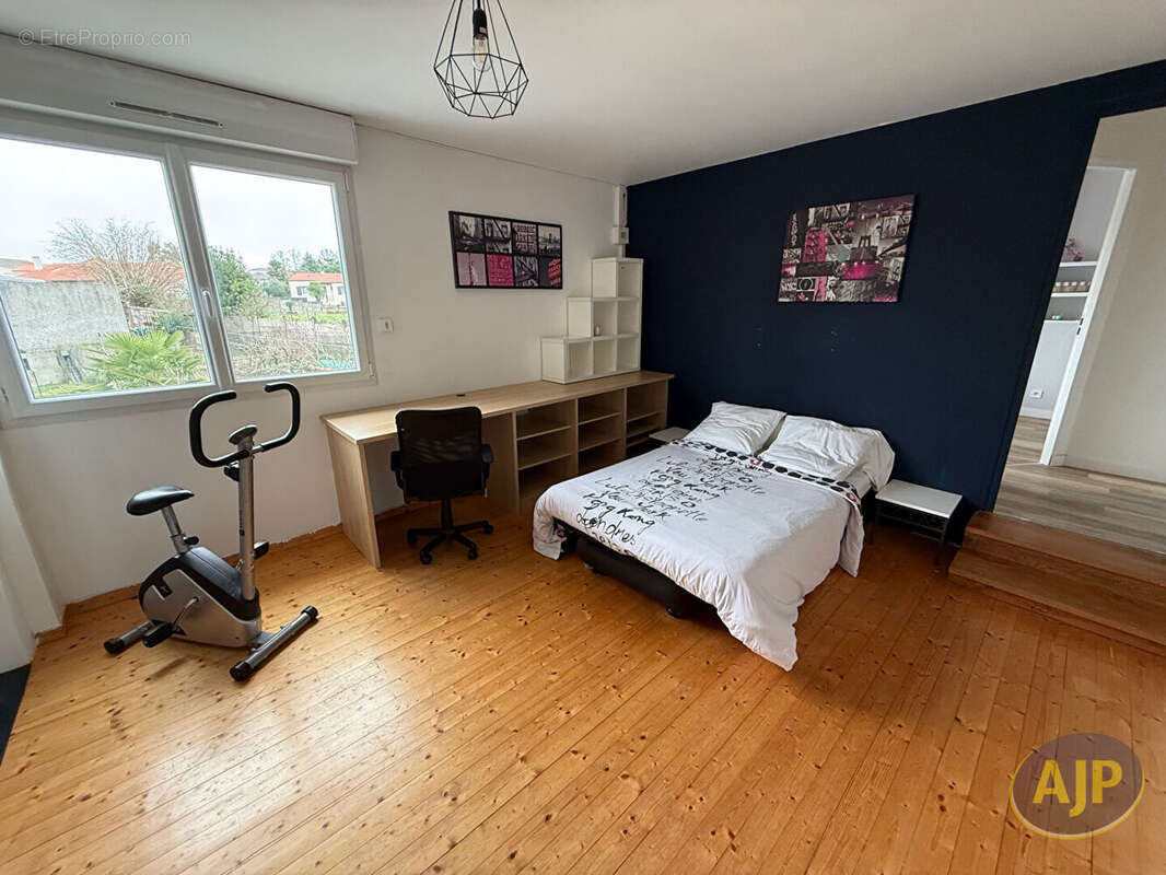 Maison à LA ROMAGNE