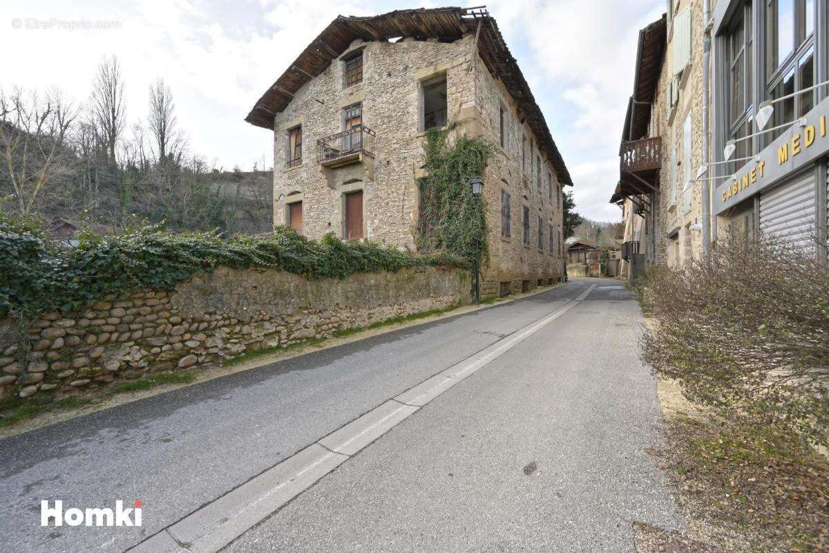 Commerce à SAINT-ANTOINE-L'ABBAYE