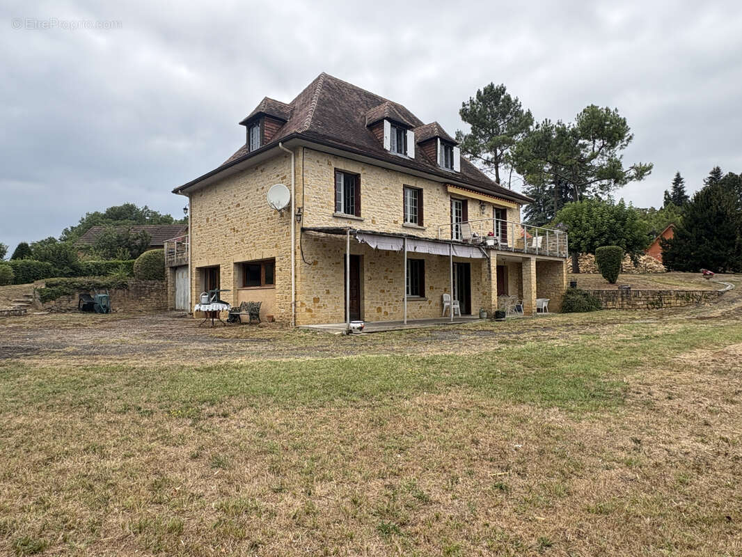 Maison de caractère avec appartement indépendant, 3 terrasses et parc arboré de 3 088 m2   Belvès - photo 33