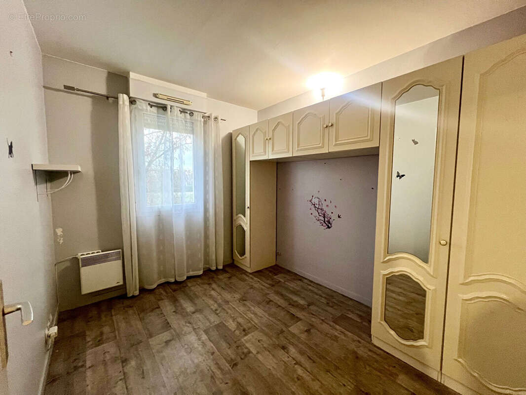 Appartement à BRIE-COMTE-ROBERT