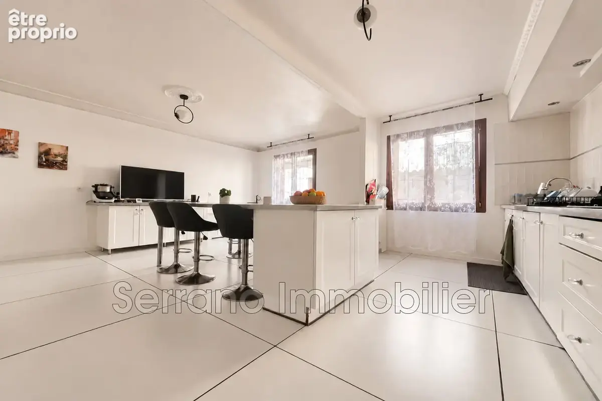 Maison 4 pièces 110 m² à vendre à Beaucaire (30300) - photo 5