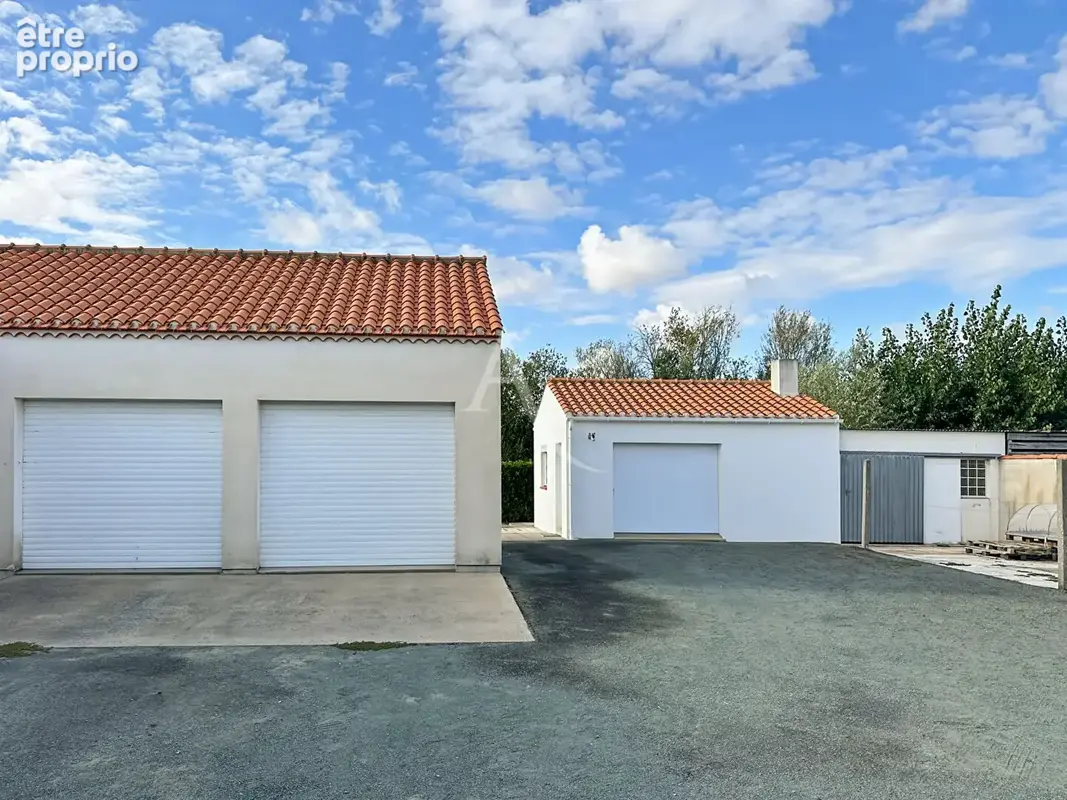 A vendre proche du bourg en impasse - Maison de plain-pied - photo 3
